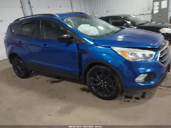 1FMCU9G93HUA82414 2017 FORD ESCAPE - Image 1