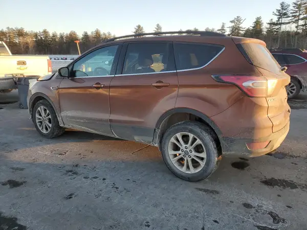 1FMCU9G93HUA86415 2017 FORD ESCAPE - Image 2