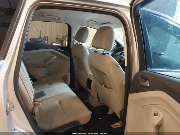 1FMCU9G93HUB30994 2017 FORD ESCAPE - Image 8