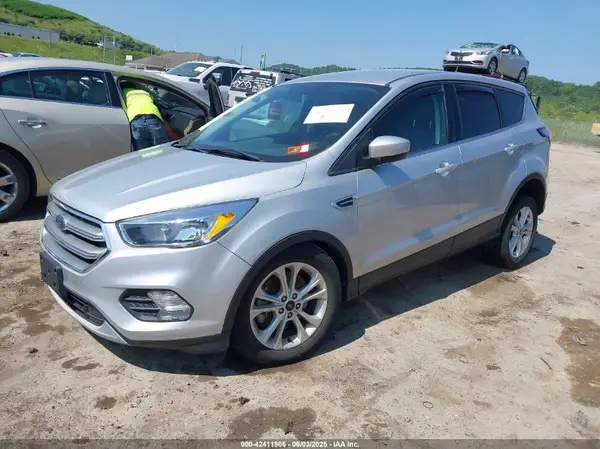 1FMCU9G93HUB67348 2017 FORD ESCAPE - Image 2