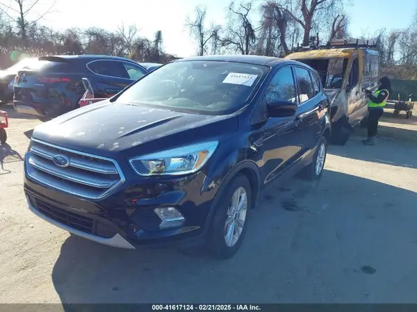 1FMCU9G93HUB72310 2017 FORD ESCAPE - Image 2