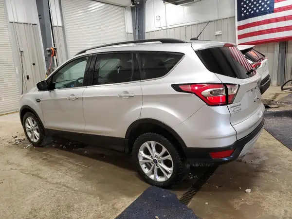 1FMCU9G93HUB80441 2017 FORD ESCAPE - Image 2