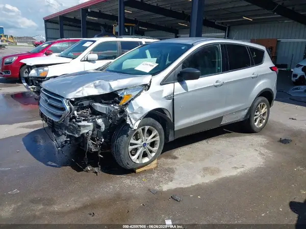 1FMCU9G93HUB89575 2017 FORD ESCAPE - Image 2