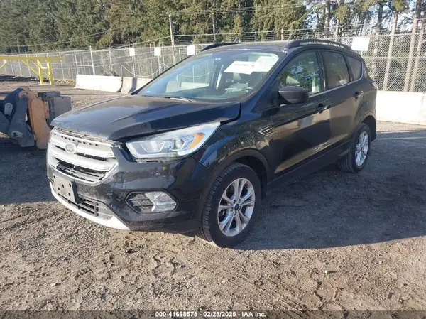 1FMCU9G93HUC02907 2017 FORD ESCAPE - Image 2