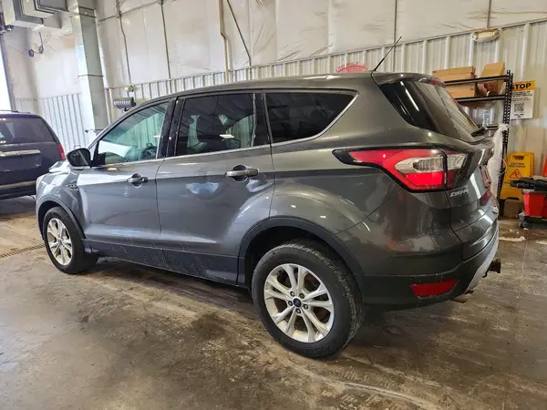 1FMCU9G93HUC36071 2017 FORD ESCAPE - Image 2