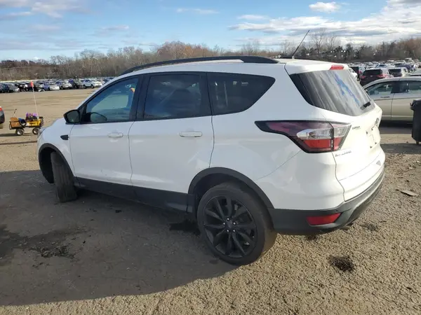 1FMCU9G93HUC58264 2017 FORD ESCAPE - Image 2