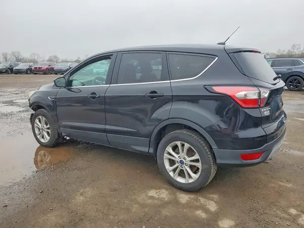 1FMCU9G93HUC88946 2017 FORD ESCAPE - Image 2