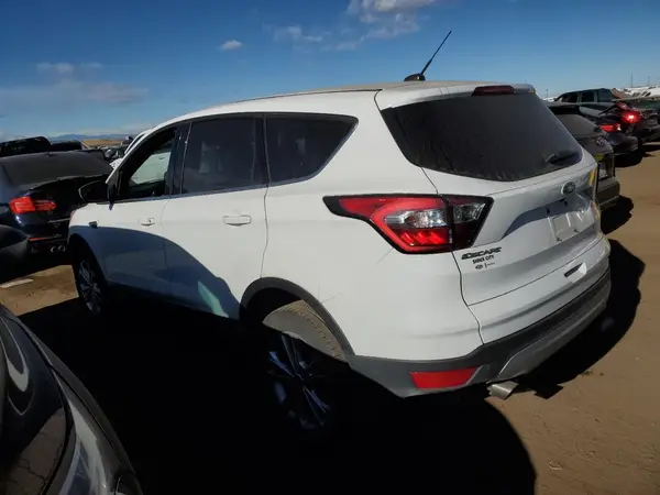 1FMCU9G93HUC89367 2017 FORD ESCAPE - Image 2