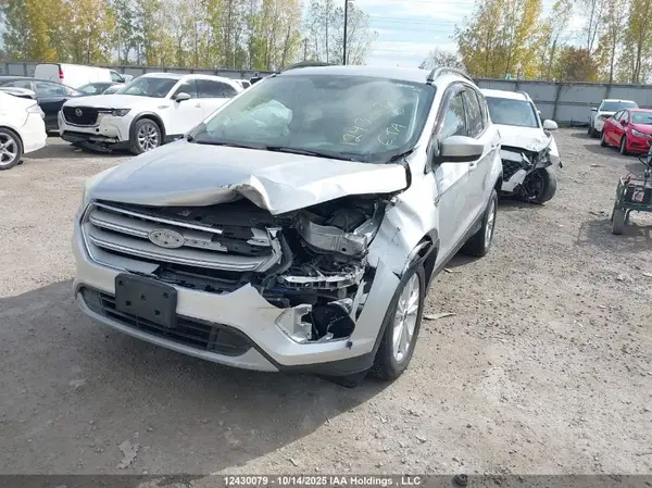 1FMCU9G93HUD55366 2017 FORD ESCAPE - Image 2