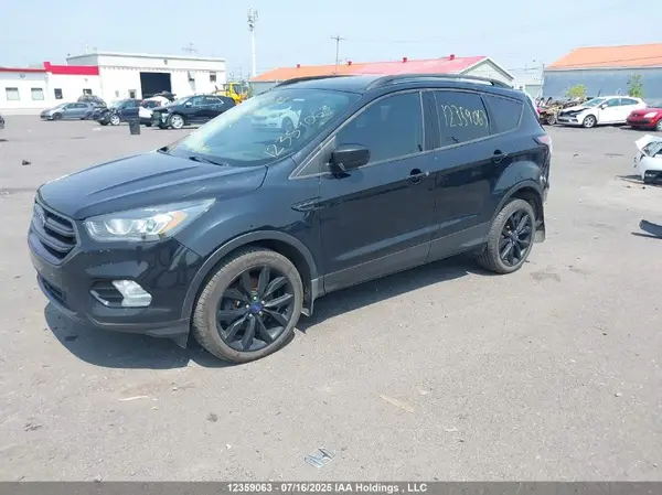 1FMCU9G93HUD69445 2017 FORD ESCAPE - Image 2