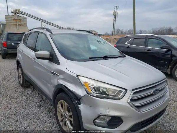 1FMCU9G93HUE28459 2017 FORD ESCAPE - Image 1