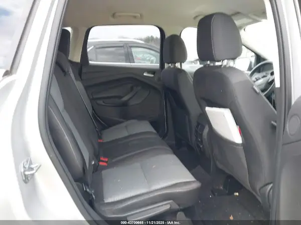 1FMCU9G93HUE28459 2017 FORD ESCAPE - Image 8