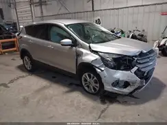 1FMCU9G93HUF00941 2017 FORD ESCAPE