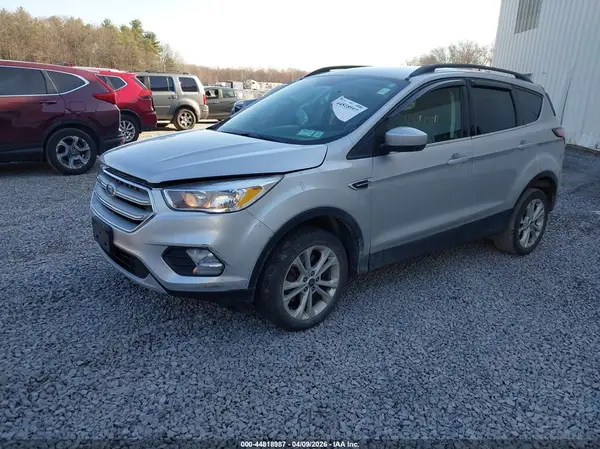 1FMCU9G93JUB49308 2018 FORD ESCAPE - Image 2