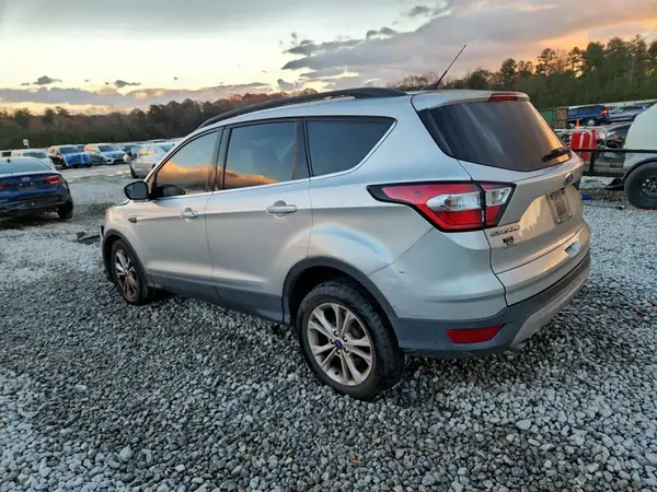 1FMCU9G93JUC38571 2018 FORD ESCAPE - Image 2