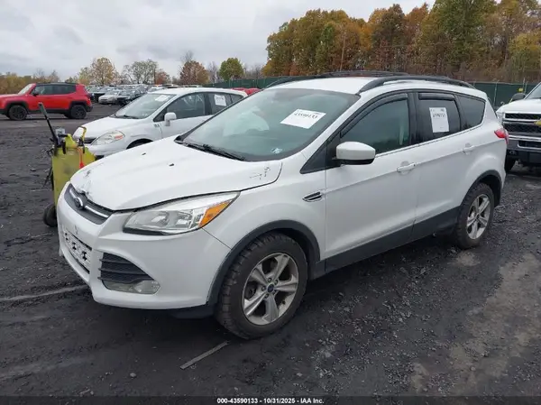 1FMCU9G94GUA01743 2016 FORD ESCAPE - Image 2