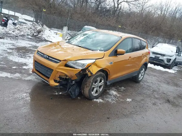1FMCU9G94GUA30725 2016 FORD ESCAPE - Image 2