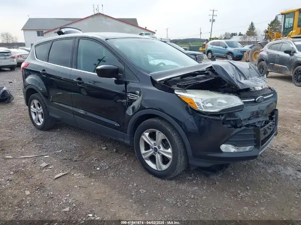 1FMCU9G94GUA30823 2016 FORD ESCAPE - Image 1