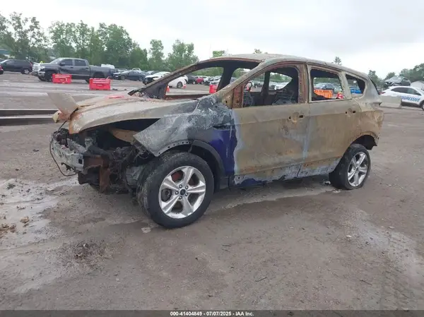 1FMCU9G94GUA69296 2016 FORD ESCAPE - Image 2