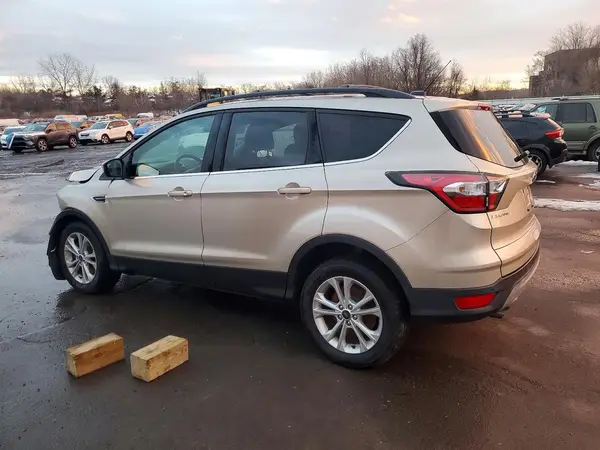 1FMCU9G94HUA07754 2017 FORD ESCAPE - Image 2