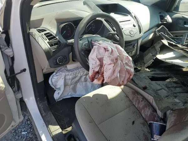 1FMCU9G94HUA62138 2017 FORD ESCAPE - Image 8