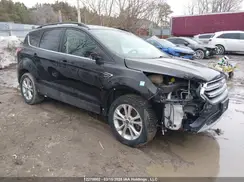 1FMCU9G94HUA65685 2017 FORD ESCAPE