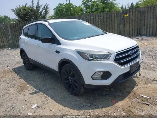 1FMCU9G94HUA89257 2017 FORD ESCAPE - Image 1