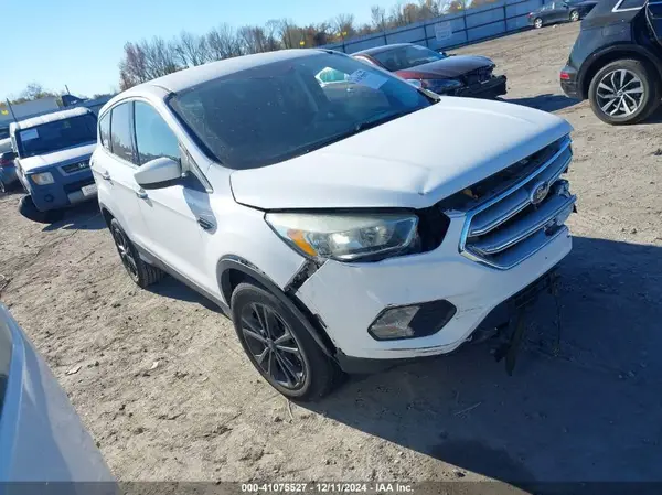 1FMCU9G94HUA95642 2017 FORD ESCAPE - Image 1