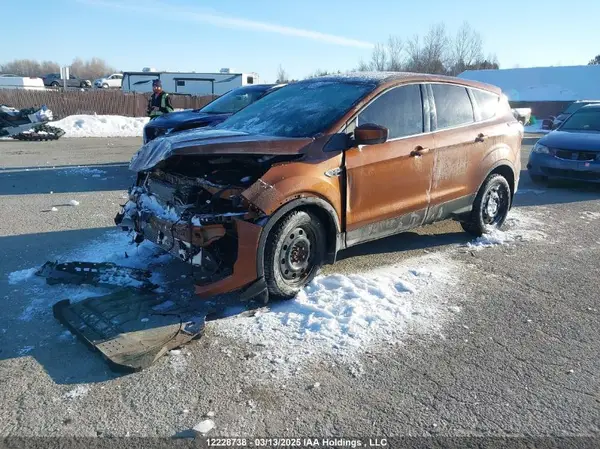 1FMCU9G94HUB18885 2017 FORD ESCAPE - Image 2