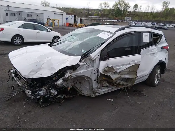1FMCU9G94HUB25402 2017 FORD ESCAPE - Image 2