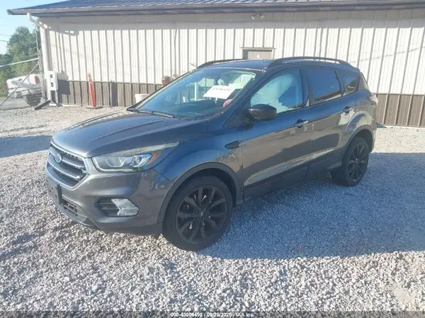 1FMCU9G94HUB76155 2017 FORD ESCAPE - Image 2