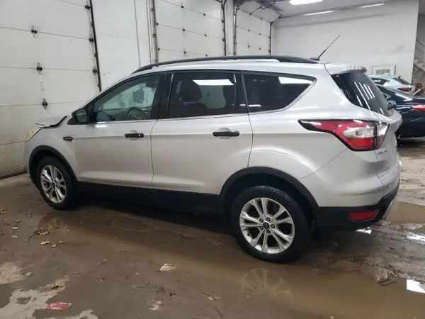 1FMCU9G94HUB77953 2017 FORD ESCAPE - Image 2