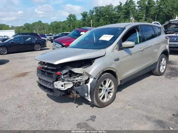 1FMCU9G94HUB93621 2017 FORD ESCAPE - Image 2