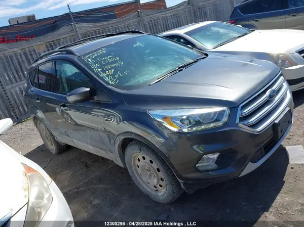 1FMCU9G94HUC05038 2017 FORD ESCAPE - Image 1