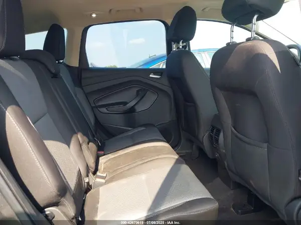 1FMCU9G94HUC53445 2017 FORD ESCAPE - Image 8