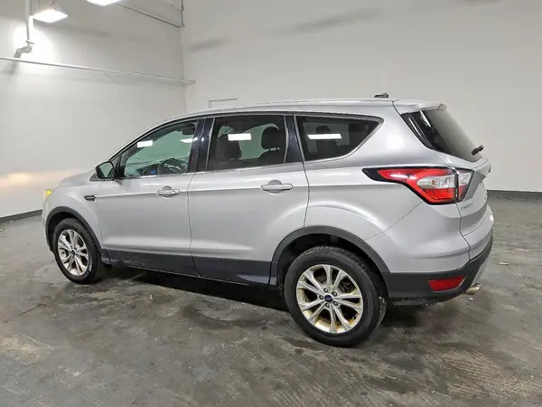 1FMCU9G94HUC55129 2017 FORD ESCAPE - Image 2