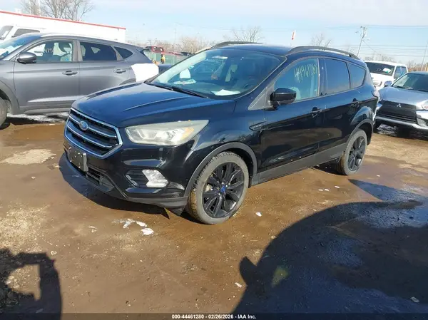 1FMCU9G94HUC58581 2017 FORD ESCAPE - Image 2