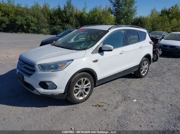 1FMCU9G94HUD30878 2017 FORD ESCAPE - Image 2