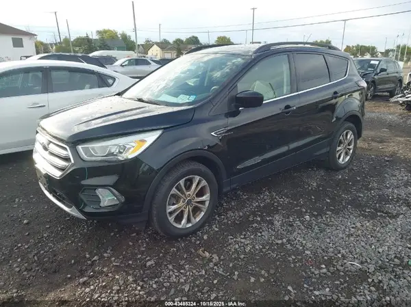 1FMCU9G94HUE03747 2017 FORD ESCAPE - Image 2