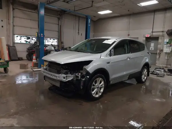 1FMCU9G94HUE11492 2017 FORD ESCAPE - Image 2