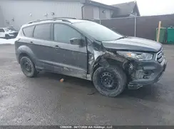 1FMCU9G94HUE80960 2017 FORD ESCAPE