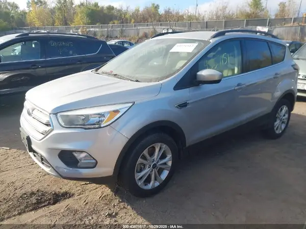 1FMCU9G94JUB31724 2018 FORD ESCAPE - Image 2
