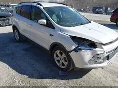 1FMCU9G95GUA72370 2016 FORD ESCAPE