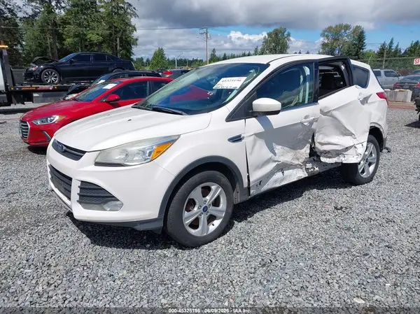 1FMCU9G95GUC63352 2016 FORD ESCAPE - Image 2