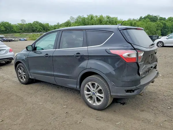 1FMCU9G95HUA02126 2017 FORD ESCAPE - Image 2