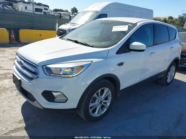 1FMCU9G95HUA23655 2017 FORD ESCAPE - Image 2