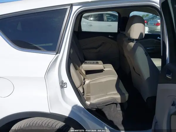 1FMCU9G95HUA23655 2017 FORD ESCAPE - Image 8