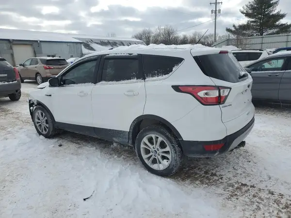 1FMCU9G95HUA42173 2017 FORD ESCAPE - Image 2