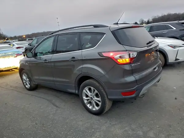 1FMCU9G95HUA44988 2017 FORD ESCAPE - Image 2