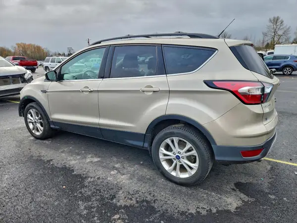 1FMCU9G95HUC02858 2017 FORD ESCAPE - Image 2